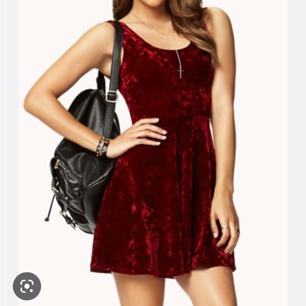 Red sleeveless velvet dress never worn